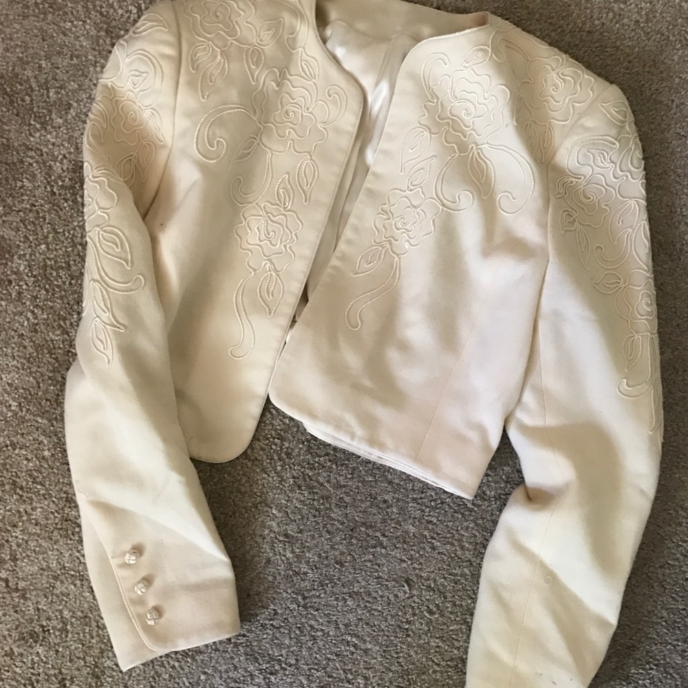 Vintage Cropped Blazer